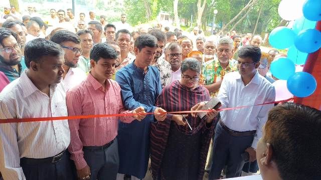 সাপাহারে তিন দিনব্যাপী ভূমি সেবা মেলার উদ্বোধন