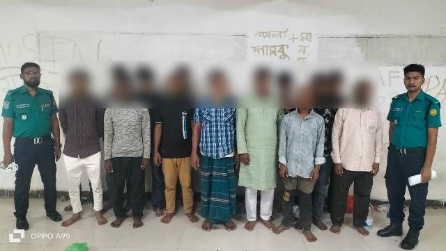 মোহাম্মদপুর থানা পুলিশের বিশেষ অভিযানে বিভিন্ন অপরাধে জড়িত ১৭ জন গ্রেফতার