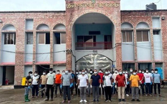 ডেঙ্গু প্রতিরোধে বাগেরহাট জেলা কারাগারে পরিচ্ছন্নতা কর্মসূচি কার্যক্রম গ্রহণ করা হয়েছে