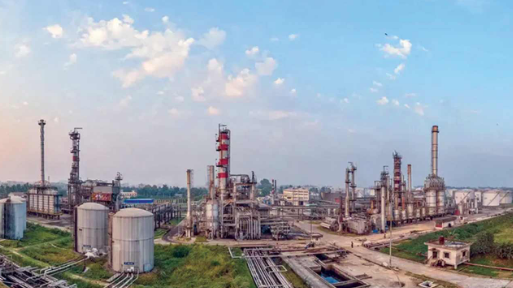 ফের ইস্টার্ন রিফাইনারির উৎপাদন শুরু