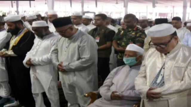 জাতীয় ঈদগাহে ঈদুল আজহার প্রধান জামাত অনুষ্ঠিত