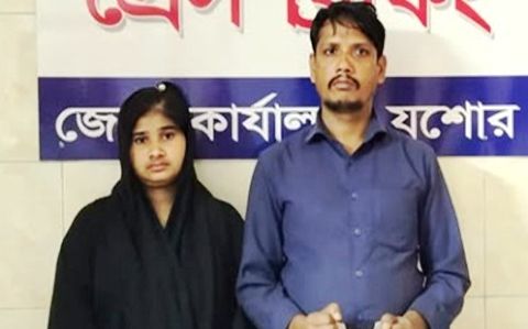 ঝিকরগাছায় ৫ হাজার পিস ইয়াবাসহ দম্পতি আটক
