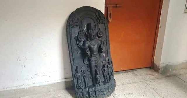 সাভারের হেমায়েতপুরে ১৬৫ কেজি ওজনের কষ্টিপাথরের মূর্তি উদ্ধার গ্রেফতার-১