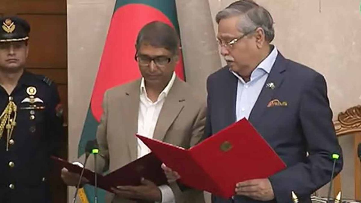 নতুন মন্ত্রী হলেন আহমেদ আযম খান