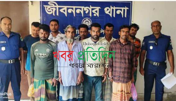 জীবননগরে পুলিশি অভিযান: নারী নির্যাতন ও মাদক মামলার আসামিসহ গ্রেফতার ৯