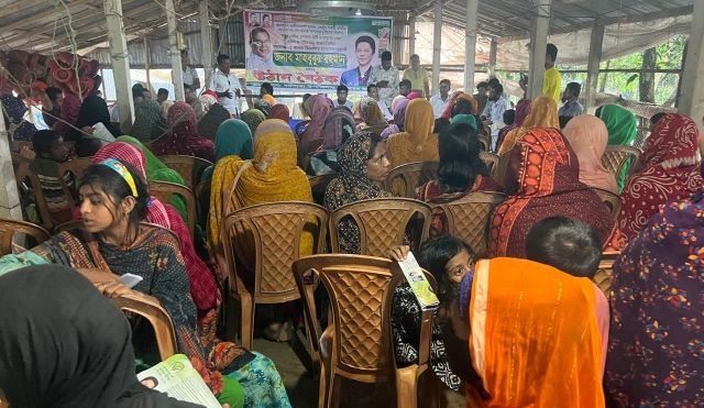 ধর্মপাশায় মনোনয়ন প্রত্যাশী মাহবুবুর রহমান এর পক্ষে উঠান বৈঠক