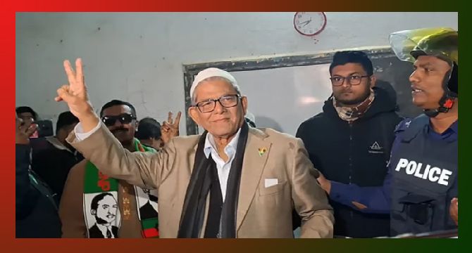 ভোট দিলেন মির্জা ফখরুল