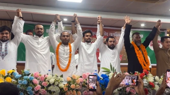 জাতীয় নাগরিক পার্টিতে যোগ দিলেন ইসহাক, রনি ও কাফি