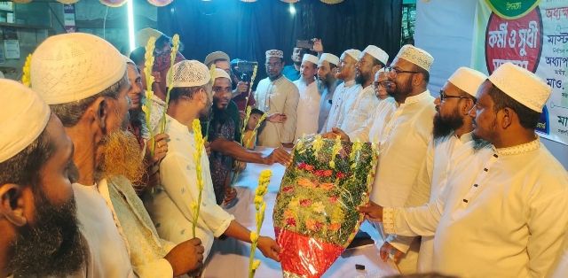 ভোলায় বিএনপি'র অর্ধশতাধিক নেতাকর্মী জামায়াতে যোগদান