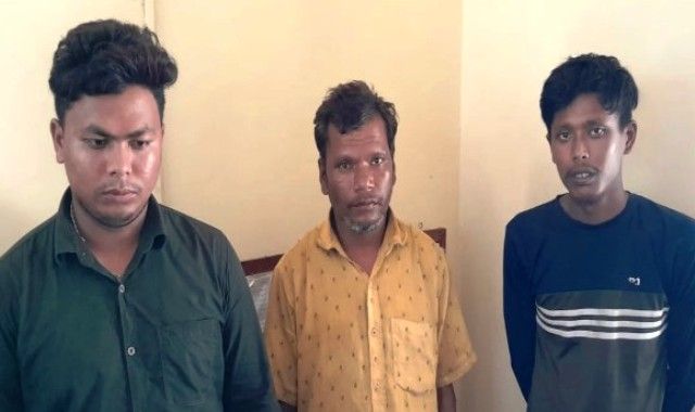 ঠাকুরগাঁও সীমান্তে বিজিবি-বিএসএফ ফ্লাগ মিটিং আটক ৩ বাংলাদেশি নাগরিককে ফেরত