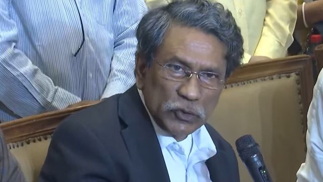 জুলাই সনদের খসড়া রাজনৈতিক দলগুলোর কাছে পাঠানো হয়েছে: আলী রীয়াজ