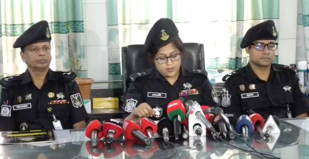 এসএসসি প্রশ্ন ফাঁসের নামে প্রতারণা: র‍্যাব-১০ এর অভিযানে গ্রেফতার ২