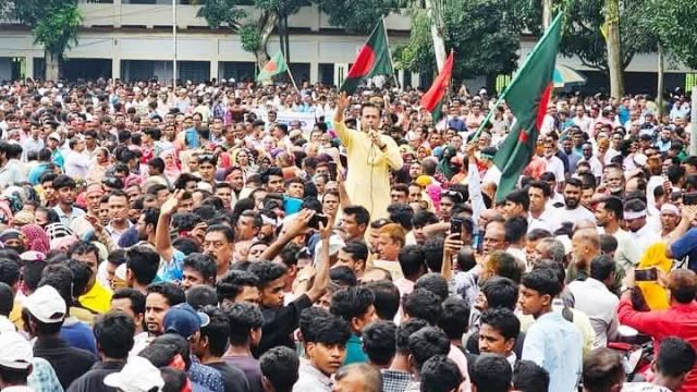 ৩৬ জুলাই গণ-অভ্যুত্থানের বর্ষপূর্তি উপলক্ষে মান্দায় বিএনপির বিজয় র‌্যালি ও সমাবেশ