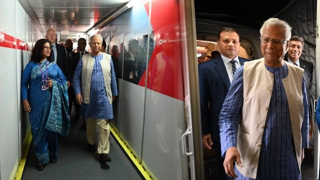 লন্ডন পৌঁছেছেন প্রধান উপদেষ্টা