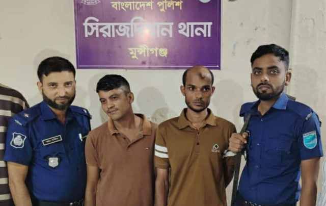সিরাজদিখানে ইয়াবা ট্যাবলেট সহ গ্রেফতার ২