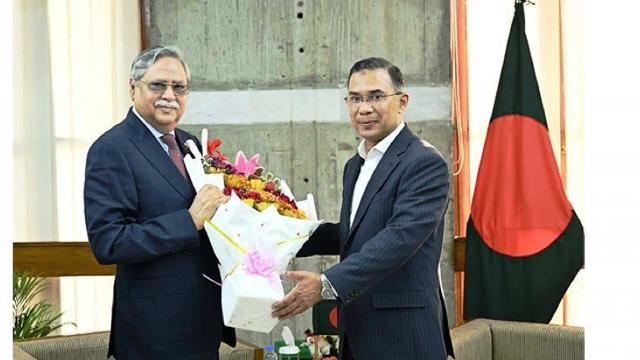 রাষ্ট্রপতির সঙ্গে প্রধানমন্ত্রীর সৌজন্য সাক্ষাৎ