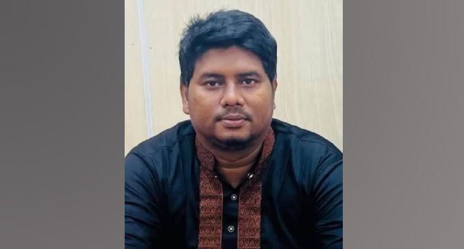 খুলনা নগরীর দৌলতপু‌রে জাতীয়তাবাদী যুবদল নেতাকে দুর্বৃত্তরা কুপিয়ে হত্যা করেছেন