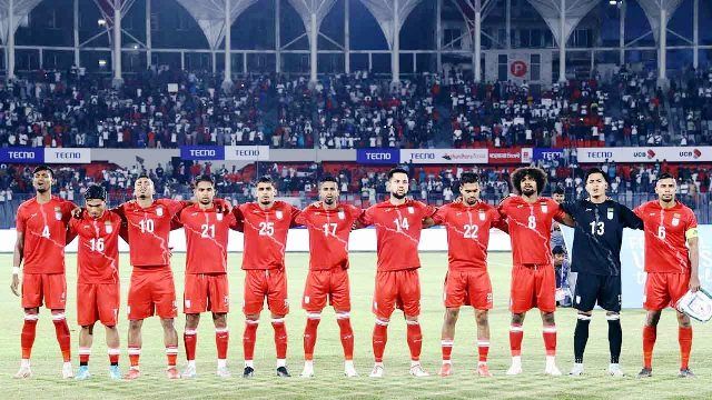 ৮টি স্থানে বড় পর্দায় দেখা যাবে হামজাদের খেলা