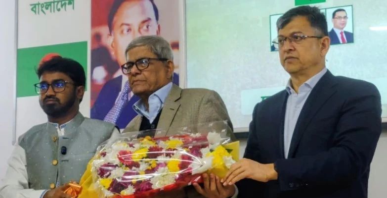 বিএনপিতে যোগ দিলেন রাশেদ খাঁন