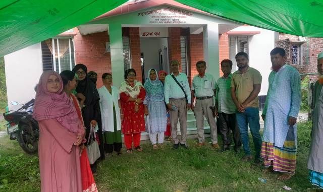 সিরাজদিখানে জরায়ুর মুখ ও স্তন ক্যান্সার স্ক্রীনিং ক্যাম্পইন