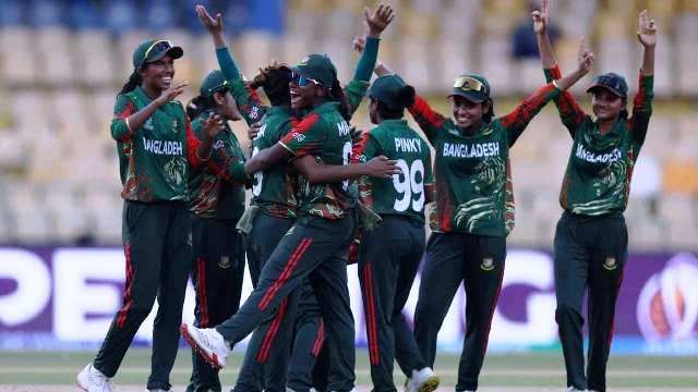 পাকিস্তানের বিপক্ষে দাপুটে জয়ে বিশ্বকাপ যাত্রা শুরু বাংলাদেশের