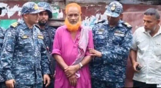 খুলনার বার্মাশীলে যৌথবাহিনীর অভিযানে ৭৩৬ লিটার বাংলা মদসহ এক জন গ্রেপ্তার