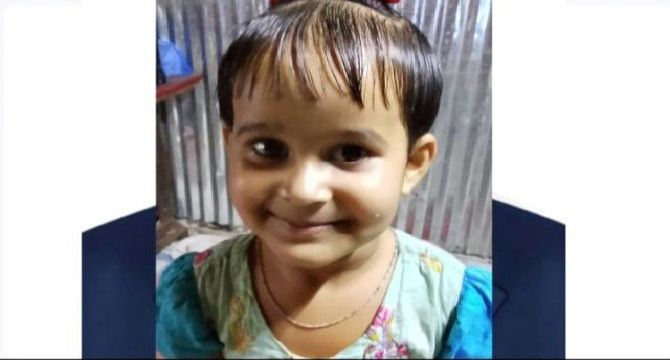 খুলনায় নিখোঁজের ১২ ঘন্টা পর সাড়ে চার বছরের শিশুর মরদেহ উদ্ধার করেছে পুলিশ