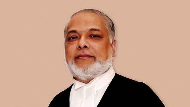 কর্মঘণ্টায় ফেসবুক ব্যবহার নিয়ে প্রধান বিচারপতির কড়া হুঁশিয়ারি