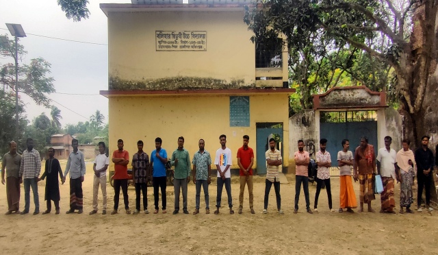নওগাঁয় প্রধান শিক্ষকের বিরুদ্ধে স্কুলের প্রায় দুই কোটি টাকা আত্মসাতের অভিযোগ