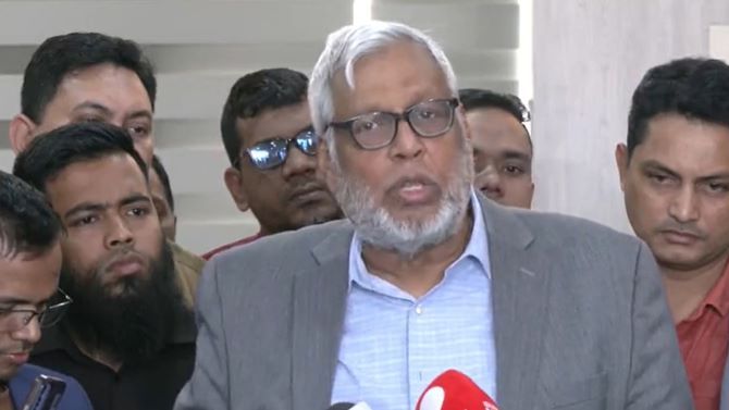 বিশ্বকাপ থেকে বাদ পড়া নিয়ে যা বললেন জ্বালানি উপদেষ্টা