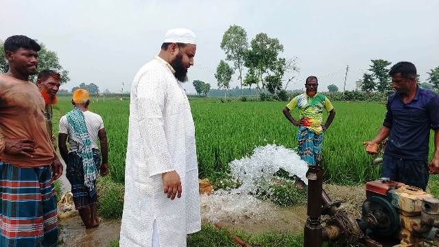 জামালপুরে বোরো চাষীদের সেচের জ্বালানি তেল মিলছে পাম্পগুলোতেই