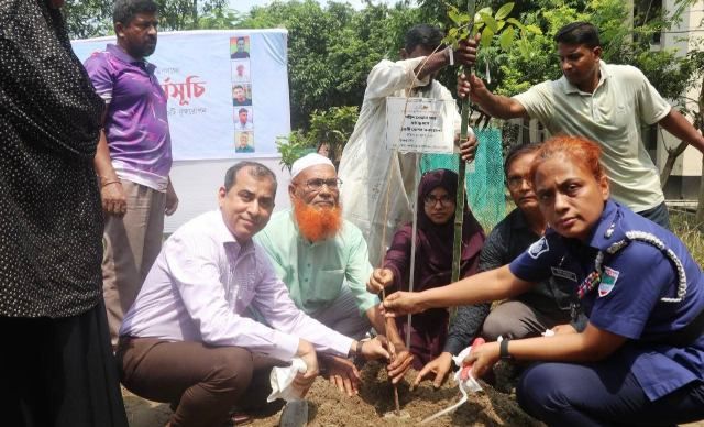 মাগুরায় ১০ জন জুলাই শহিদের স্মরণে বৃক্ষরোপণ কর্মসূচি