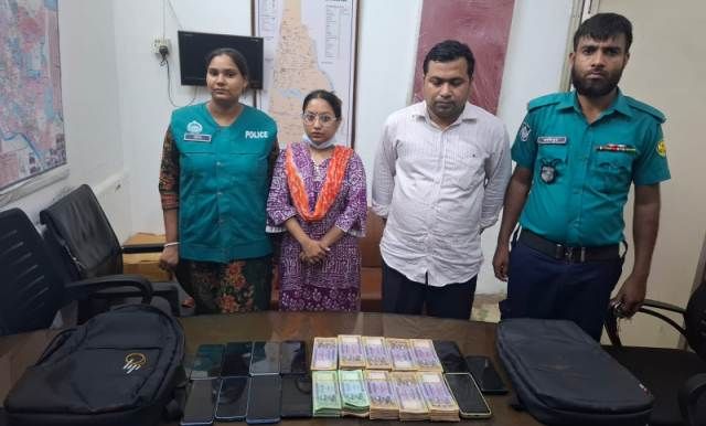 আইইএলটিএস পরীক্ষার প্রশ্নপত্রের প্রলোভন দিয়ে অর্থ আত্মসাৎ, গ্রেফতার ২