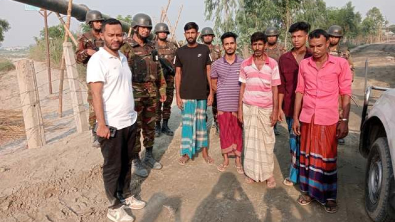 কালিহাতীতে অবৈধ বালুঘাটে যৌথ বাহিনীর অভিযানে : জরিমানা আদায়