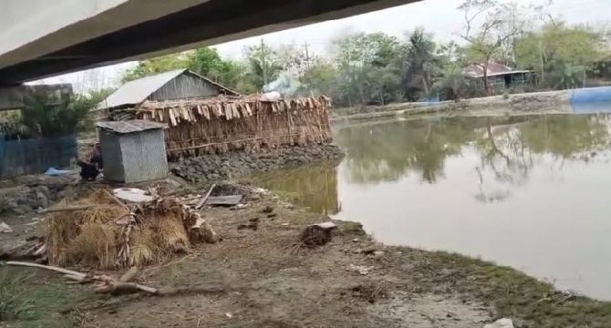 বটিয়াঘাটা বিভিন্ন স্থানে সরকারি জমি দখল ও বিক্রির মহোৎসব নেপথ্যে তথাকথিত 'হাইব্রিড' নেতারা