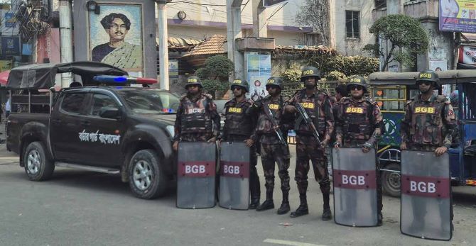 সারা দেশে ৩৭ হাজারের বেশি বিজিবি সদস্য মোতায়েনের সিদ্ধান্ত