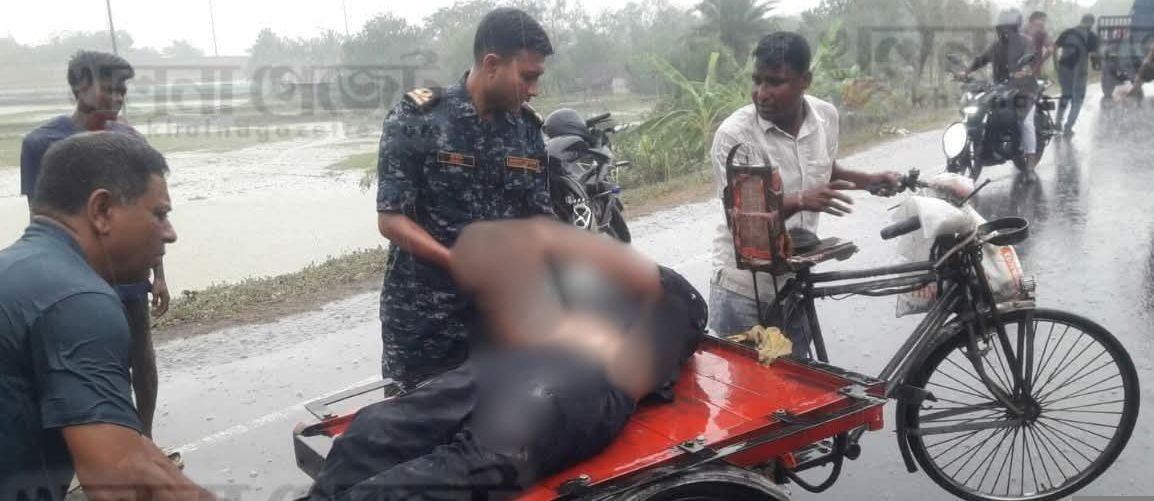 সড়ক দুর্ঘটনায় ইসলামী আন্দোলন নেতা আব্দুল্লাহ আল নোমানের পরিবারসহ ১২জন  নিহত হয়েছে