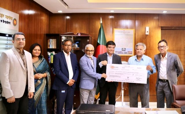 বাংলাদেশ শ্রমিক কল্যাণ ফাউন্ডেশন তহবিলে ৮ কোটি ৬২ লাখ ৭৫ হাজার ৩০০ টাকা প্রদান করল ইউনিলিভার বাংলাদেশ