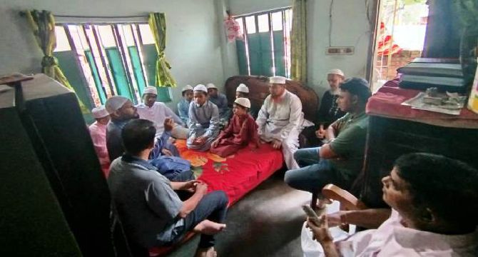 খুলনা মফস্বল প্রেসক্লাব সহ সভাপতি মীর ফারুক হোসেন এর মায়ের মৃত্যু বার্ষিকী পালিত
