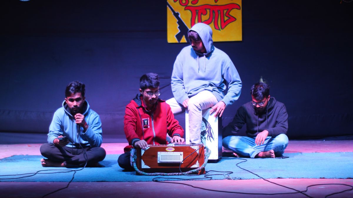 নিটারে কাজী নজরুল ইসলাম থিয়েটারের ব্যতিক্রমর্ধী আয়োজন “বিজয় যাত্রা ২০২৫” অনুষ্ঠিত
