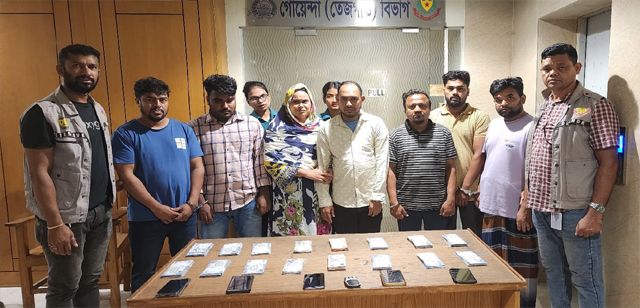 তেজগাঁও শিল্পাঞ্চল এলাকা হতে ডাকাতি হওয়া বিপুল পরিমাণ সৌদি রিয়ালসহ ৭ জনকে গ্রেফতার করেছে ডিএমপি