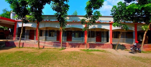 গোপনে ম্যানেজিং কমিটি গঠন করে নিয়োগের পায়তারা ভারপ্রাপ্ত সুপার জানেই না তিনি দ্বায়িত্বে