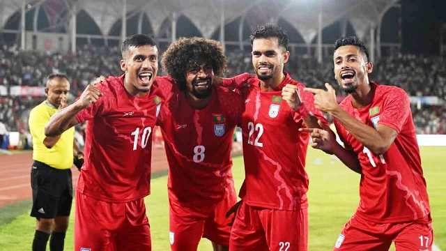 বাংলাদেশের দাপুটে জয় হামজা-সোহেলের গোলে