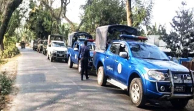 গোপালগঞ্জের মুকসুদপুরে আধিপত্য বিস্তারকে কেন্দ্র করে দু’গ্রুপের সংঘর্ষে নিহত ১. আহত ১৫