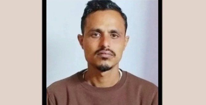 খুলনা নগরীর আদালত চত্বরে জোড়া খুনের ঘটনায় যুবক আটক করেছে পুলিশ