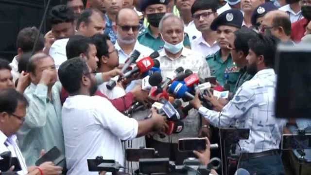 বাংলাদেশে কোনো ধরনের জঙ্গি নেই: স্বরাষ্ট্র উপদেষ্টা