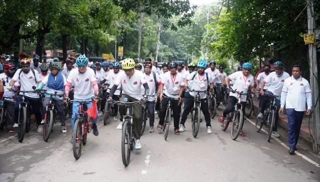 ছাত্র-জনতার জুলাই গণ-অভ্যুত্থান উদযাপন উপলক্ষ্যে ঢাকা দক্ষিণ সিটি কর্পোরেশনে সাইকেল র‍্যালি অনুষ্ঠিত