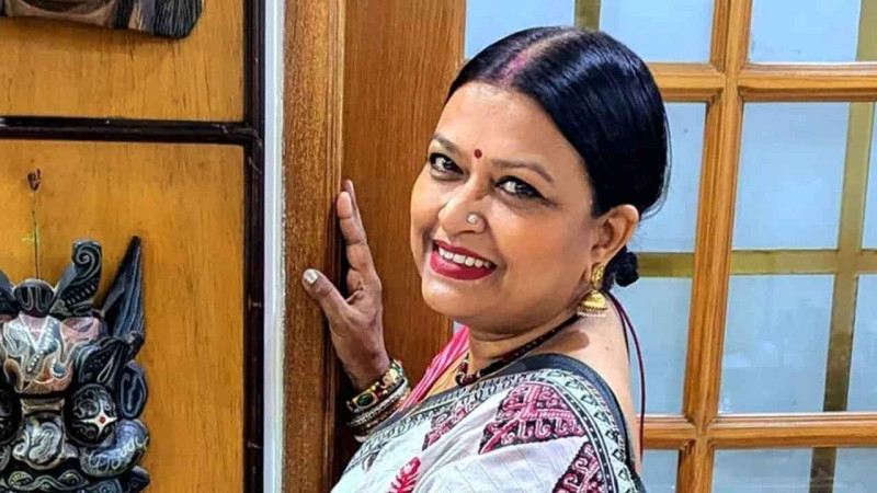 চয়নিকা চৌধুরীর বিরুদ্ধে গ্রেপ্তারি পরোয়ানা