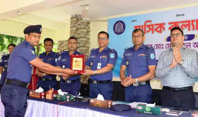 মুন্সীগঞ্জ জেলার শ্রেষ্ঠ এএসআই নির্বাচিত হলেন সিরাজদিখান থানার মো: শরিফুল ইসলাম