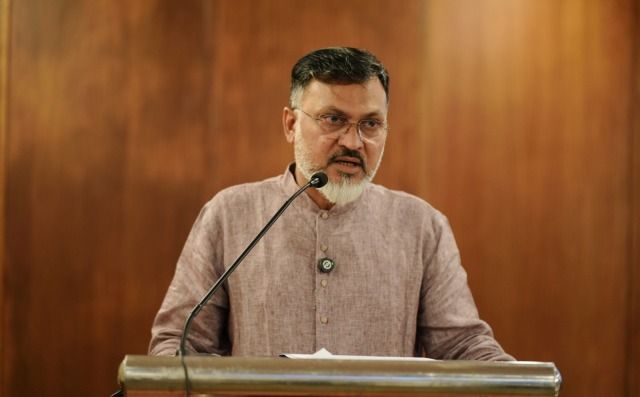 পথচারীদের নিরাপত্তার জন্য ফুটপাত দখলমুক্ত করার কাজ শুরু করেছি :  ডিএনসিসি প্রশাসক